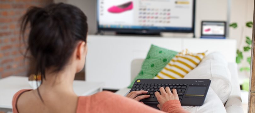 Logitech Keyboard K400 Plus Wireless Touch DE black