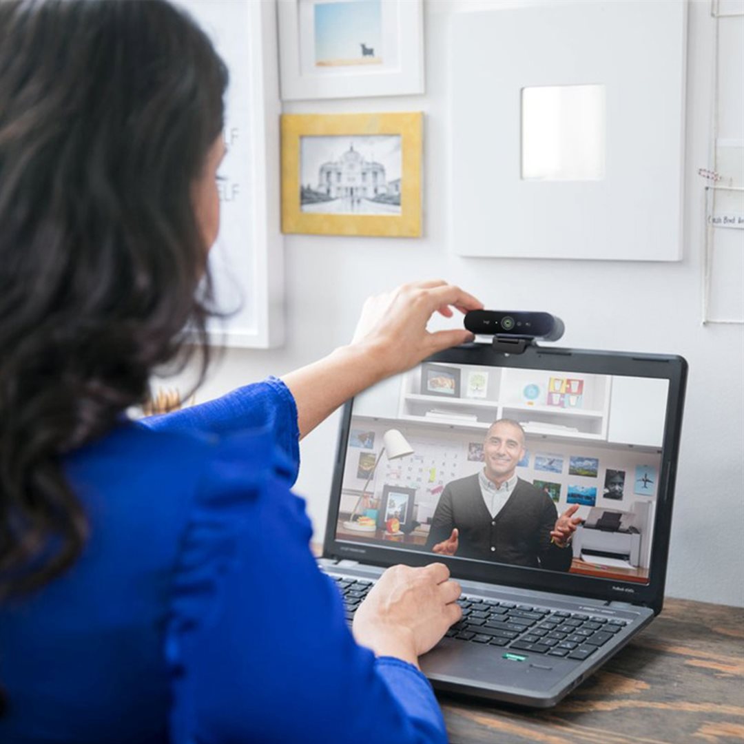 Logitech Webcam BRIO STREAM 4K, Ultra HD, Windows Hello mit HDR und Mikrofonen mit Geräuschunterdrüc